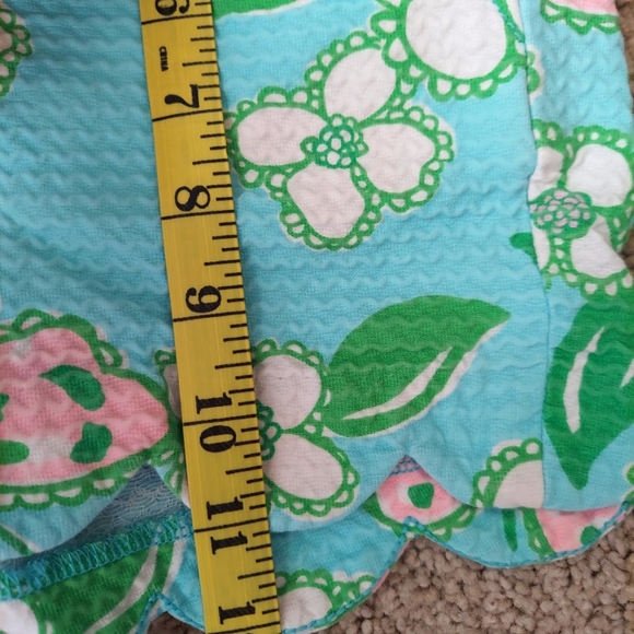 Lilly Pulitzer Buttercup Shorts Size 6 - Picture 8 of 9